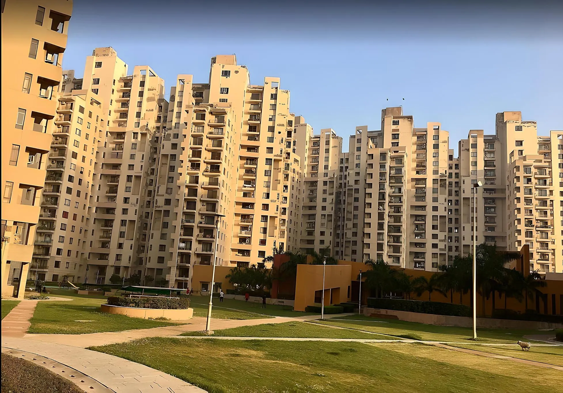Flats for rent in Unitech Fresco Gurgaon